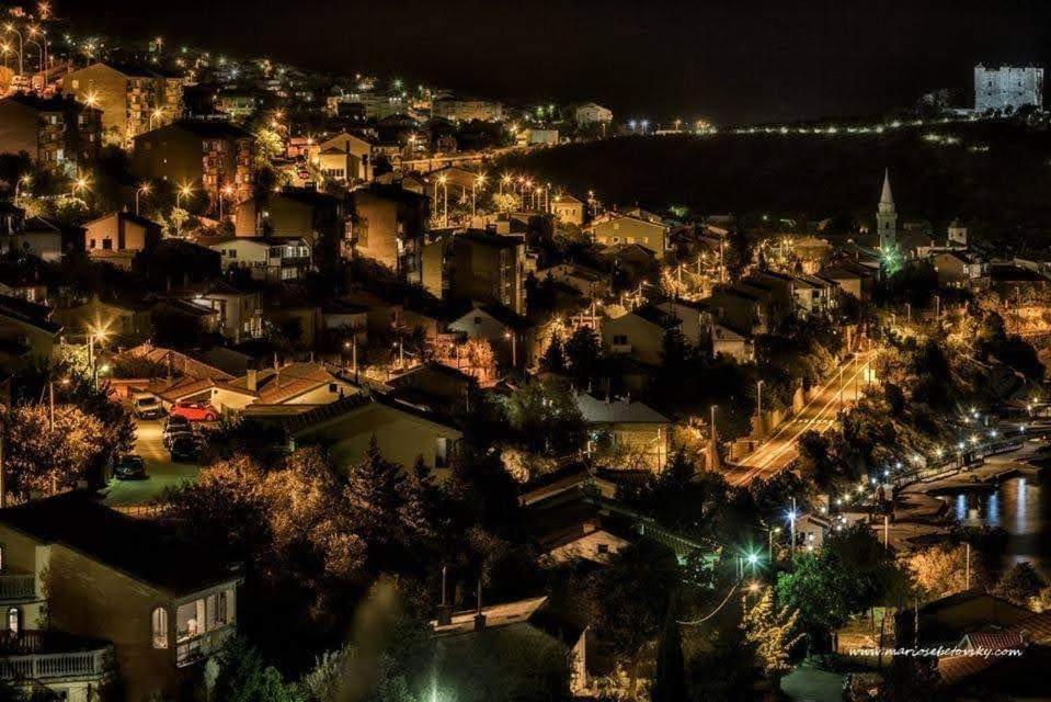 Manuela Senj (Lika-Senj) Exterior foto